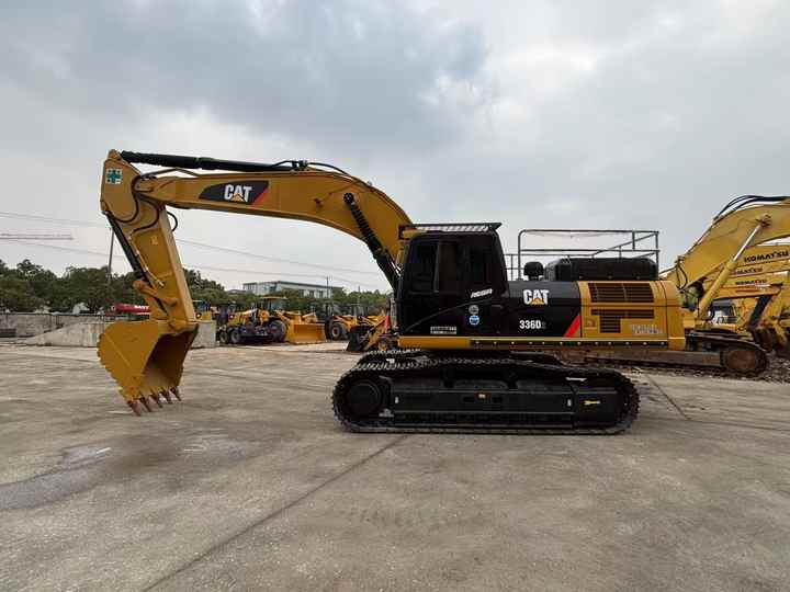 Used CATERPILLAR 336D2 Excavator CAT 336D2 330 360 Used CAT 336D2 Excavator for Sale Used Walking Excavator on Caterpillar - Escavatore: foto 5 Used CATERPILLAR 336D2 Excavator CAT 336D2 330 360 Used CAT 336D2 Excavator for Sale Used Walking Excavator on Caterpillar - Escavatore: foto 5