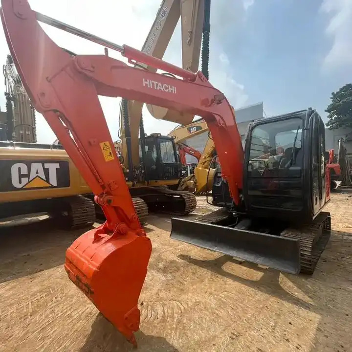 Used Hitachi ZX70 crawler Excavator, Japan Made used Hitachi ZX70 Mini Excavator in good condition on sale - Escavatore cingolato: foto 1 Used Hitachi ZX70 crawler Excavator, Japan Made used Hitachi ZX70 Mini Excavator in good condition on sale - Escavatore cingolato: foto 1