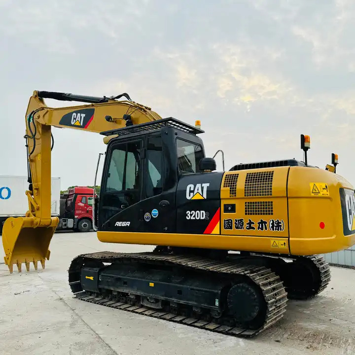 Used Hydraulic Excavator Cat 320d2,Secondhand Medium Excavator In Good Condition For Sale In Shanghai - Escavatore cingolato: foto 1 Used Hydraulic Excavator Cat 320d2,Secondhand Medium Excavator In Good Condition For Sale In Shanghai - Escavatore cingolato: foto 1