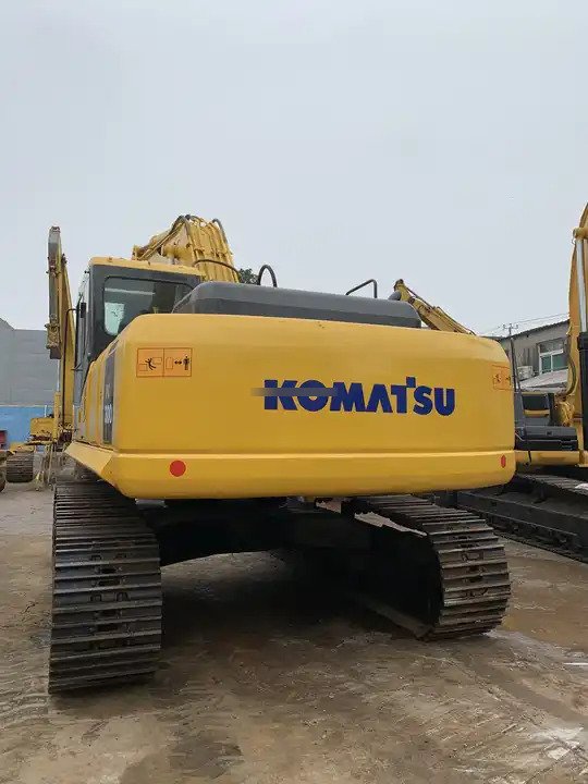 Used Komatsu excavator Pc300-7 in good condition for sale - Escavatore cingolato: foto 2 Used Komatsu excavator Pc300-7 in good condition for sale - Escavatore cingolato: foto 2