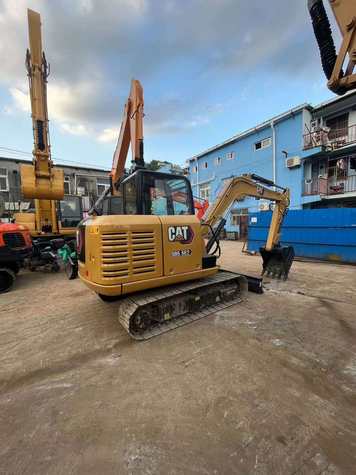 Used construction machine 305.5E2 CAT excavator mini 5 tons excavator in good condition on sale - Escavatore cingolato: foto 3 Used construction machine 305.5E2 CAT excavator mini 5 tons excavator in good condition on sale - Escavatore cingolato: foto 3