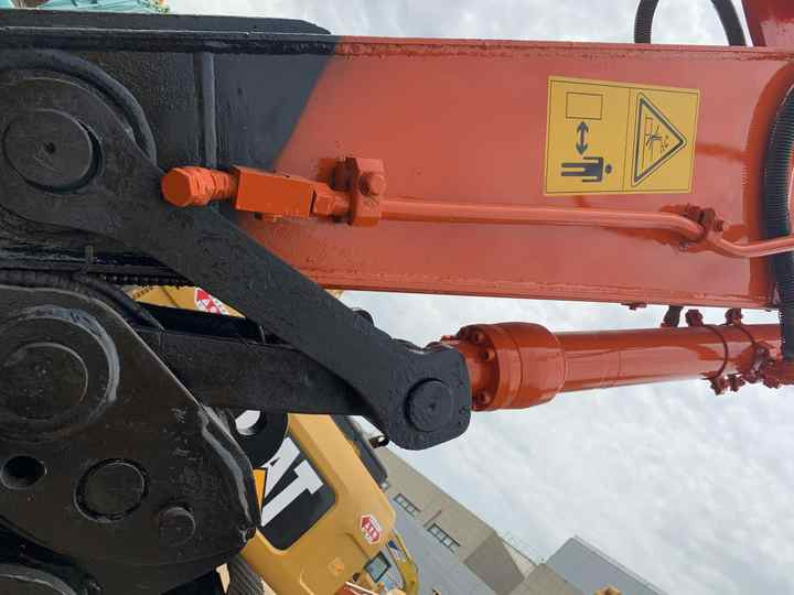 Used excavator doosan dh150  excavators machinery doosan dx60 dx80 dx75 dx225 Good Condition Low price - Escavatore cingolato: foto 5 Used excavator doosan dh150  excavators machinery doosan dx60 dx80 dx75 dx225 Good Condition Low price - Escavatore cingolato: foto 5