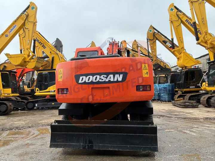 Used excavator doosan dh150  excavators machinery doosan dx60 dx80 dx75 dx225 Good Condition Low price - Escavatore cingolato: foto 5 Used excavator doosan dh150  excavators machinery doosan dx60 dx80 dx75 dx225 Good Condition Low price - Escavatore cingolato: foto 5