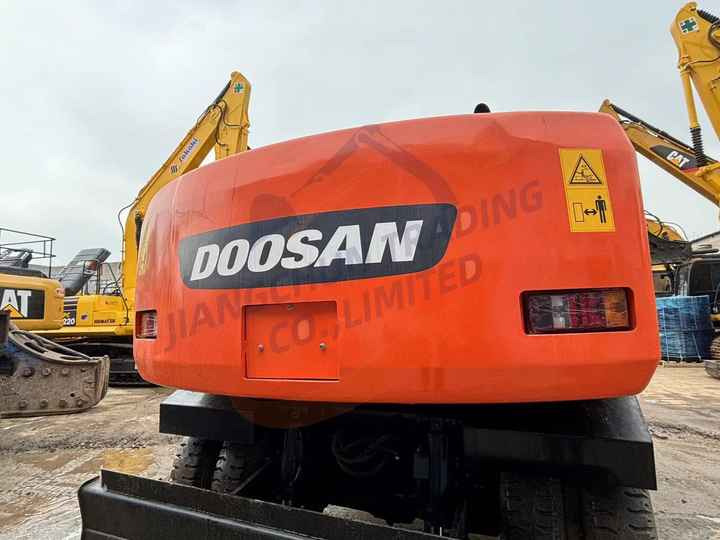 Used excavator doosan dh150  excavators machinery doosan dx60 dx80 dx75 dx225 Good Condition Low price - Escavatore cingolato: foto 4 Used excavator doosan dh150  excavators machinery doosan dx60 dx80 dx75 dx225 Good Condition Low price - Escavatore cingolato: foto 4