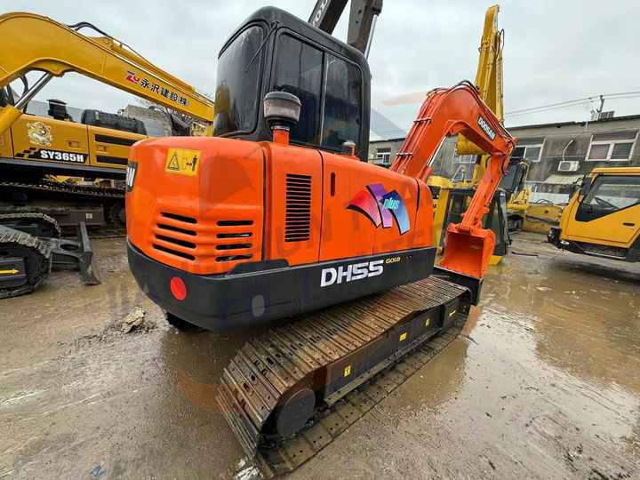 Used excavator doosan dh55 excavators earth-moving machinery doosan dx60 dx80 dx75 dx225 dh60 dh60-7for sale - Escavatore cingolato: foto 4 Used excavator doosan dh55 excavators earth-moving machinery doosan dx60 dx80 dx75 dx225 dh60 dh60-7for sale - Escavatore cingolato: foto 4