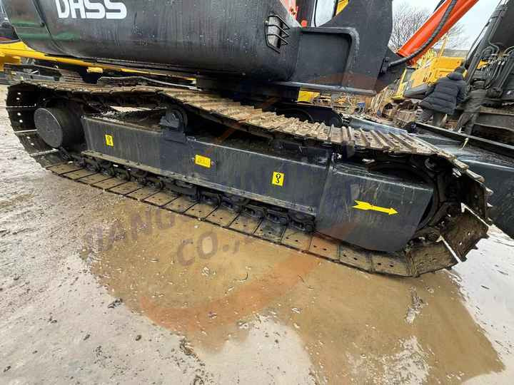 Used excavator doosan dx60 excavators earth-moving machinery doosan dx60 dx80 dx75 dx225 dh60 dh60-7for sale - Escavatore cingolato: foto 2 Used excavator doosan dx60 excavators earth-moving machinery doosan dx60 dx80 dx75 dx225 dh60 dh60-7for sale - Escavatore cingolato: foto 2
