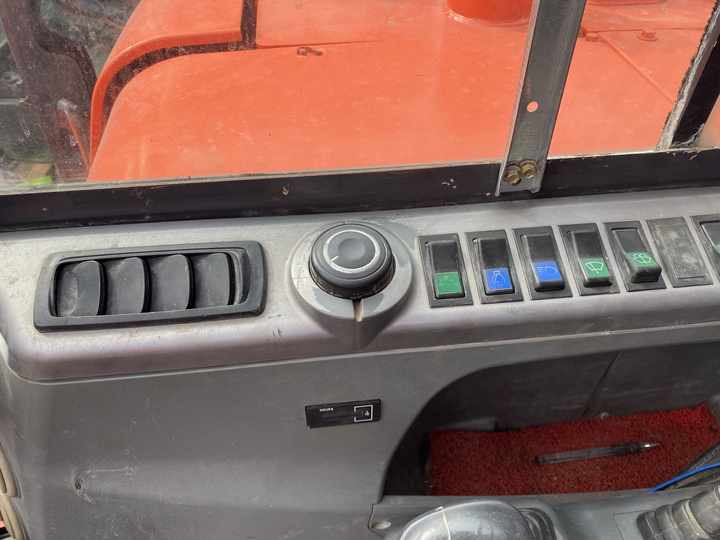 Leasing di  Used excavator doosan dx60  excavators earth-moving machinery doosan dx60 dx80 dx75 dx225 for sale Used excavator doosan dx60  excavators earth-moving machinery doosan dx60 dx80 dx75 dx225 for sale: foto 6