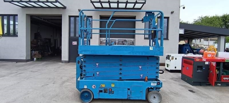 Genie GS4047 - 13,7m - electric - Piattaforma a pantografo: foto 4 Genie GS4047 - 13,7m - electric - Piattaforma a pantografo: foto 4