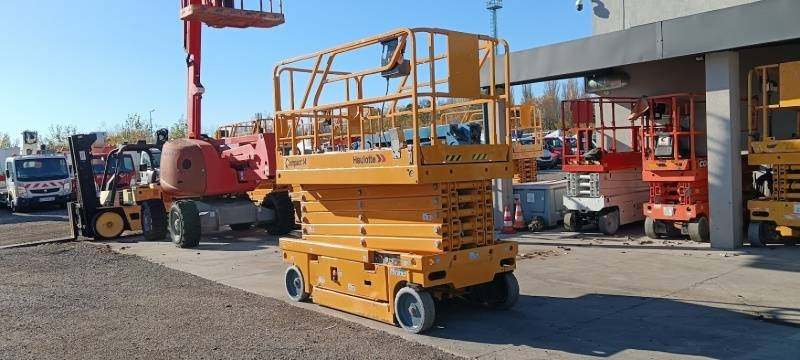 Haulotte Compact 14 - 14 m, electric - Piattaforma a pantografo: foto 1 Haulotte Compact 14 - 14 m, electric - Piattaforma a pantografo: foto 1