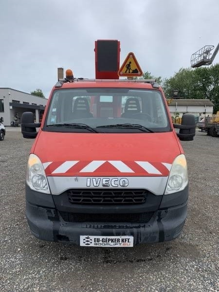 Iveco Daily GSR E179T - 17,1m - 200 kg - Piattaforma autocarrata: foto 3 Iveco Daily GSR E179T - 17,1m - 200 kg - Piattaforma autocarrata: foto 3