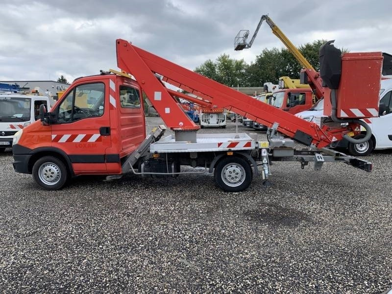 Iveco Daily GSR E179T - 17,1m - 200 kg - Piattaforma autocarrata: foto 5 Iveco Daily GSR E179T - 17,1m - 200 kg - Piattaforma autocarrata: foto 5