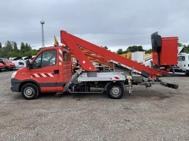 Iveco Daily GSR E179T - 17,1m - 200 kg - Piattaforma autocarrata: foto 5 Iveco Daily GSR E179T - 17,1m - 200 kg - Piattaforma autocarrata: foto 5