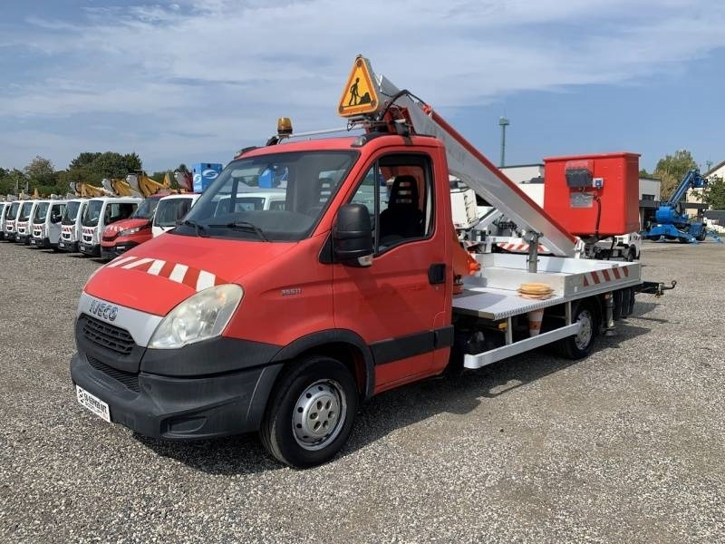 Iveco Daily Multitel 160 ALU DS - 16m - Piattaforma autocarrata: foto 2 Iveco Daily Multitel 160 ALU DS - 16m - Piattaforma autocarrata: foto 2
