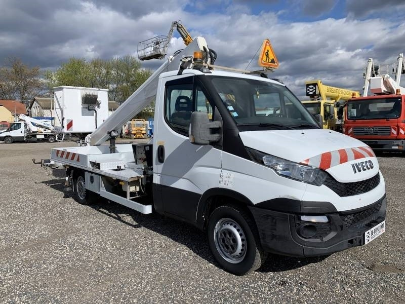 Iveco Daily Multitel 160 ALU DS - 16m - Piattaforma autocarrata: foto 1 Iveco Daily Multitel 160 ALU DS - 16m - Piattaforma autocarrata: foto 1