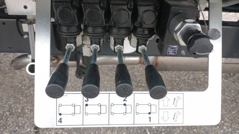 Piattaforma autocarrata nuovo Iveco Daily Oil&Steel Snake 2010 Plus - 20 m - 250 kg: foto 11