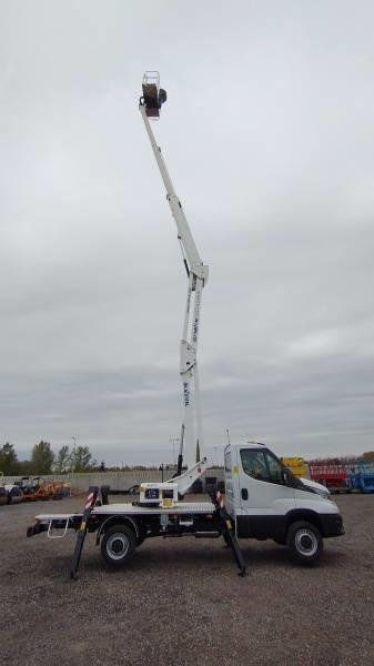 Piattaforma autocarrata nuovo Iveco Daily Oil&Steel Snake 2010 Plus - 20 m - 250 kg: foto 9