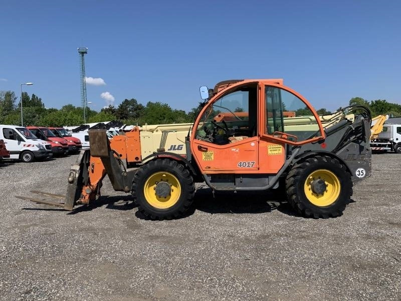 JLG 4017 PS - 17,3m - 4T - 4x4x4 - Sollevatore telescopico: foto 5 JLG 4017 PS - 17,3m - 4T - 4x4x4 - Sollevatore telescopico: foto 5
