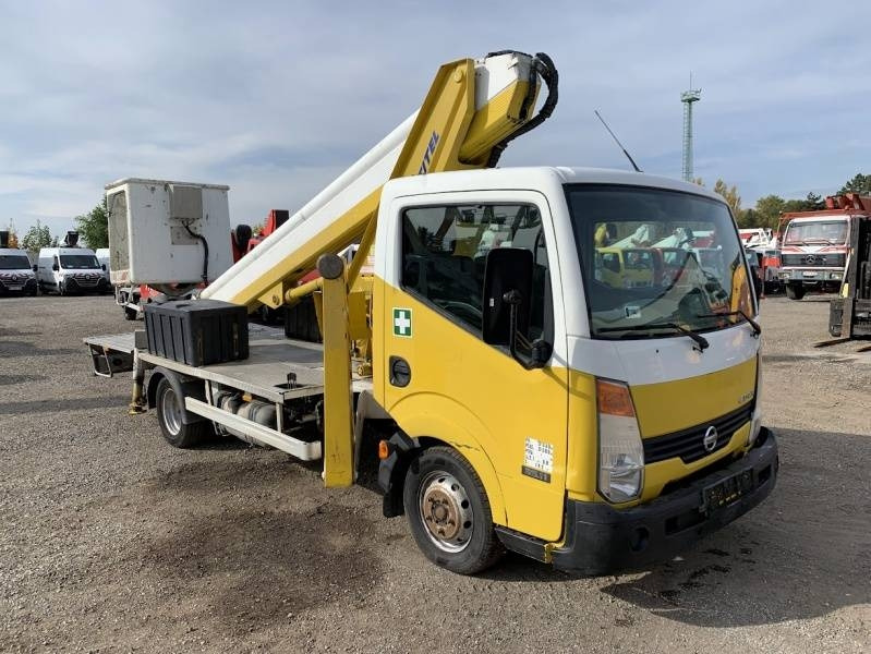 Nissan Cabstar Multitel MT222 - 22m, 200kg  - Piattaforma autocarrata: foto 1 Nissan Cabstar Multitel MT222 - 22m, 200kg  - Piattaforma autocarrata: foto 1