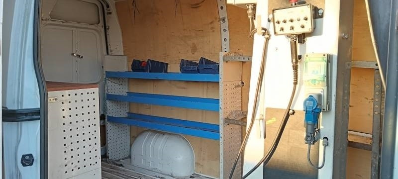 Piattaforma autocarrata Renault Master Klubb K32: foto 15