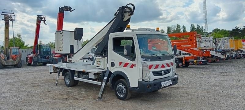 Renault Maxity Klubb KT48 - 16m, 200kg - Piattaforma autocarrata: foto 1 Renault Maxity Klubb KT48 - 16m, 200kg - Piattaforma autocarrata: foto 1