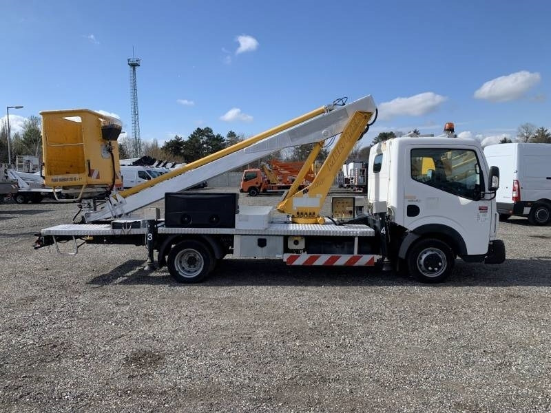 Renault Maxity Multitel 160 ALU DS - 16m - Piattaforma autocarrata: foto 4 Renault Maxity Multitel 160 ALU DS - 16m - Piattaforma autocarrata: foto 4