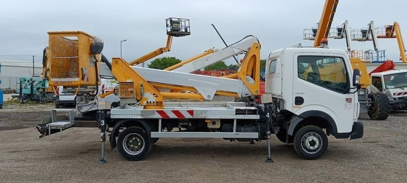 Renault Maxity Multitel MX170 - 17 m - Piattaforma autocarrata: foto 4 Renault Maxity Multitel MX170 - 17 m - Piattaforma autocarrata: foto 4