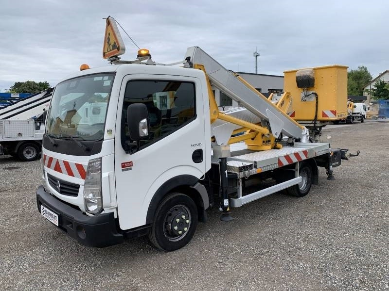 Renault Maxity Multitel MX200 - 20 m - Piattaforma autocarrata: foto 2 Renault Maxity Multitel MX200 - 20 m - Piattaforma autocarrata: foto 2