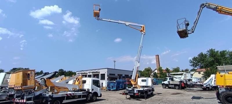 Leasing di Renault Maxity Multitel MX200 - 20 m  Renault Maxity Multitel MX200 - 20 m: foto 8