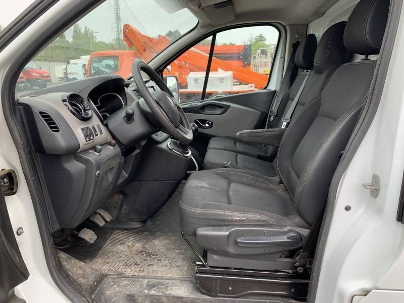 Piattaforma autocarrata Renault Trafic Klubb K21B - 11,4m, 120 kg: foto 9