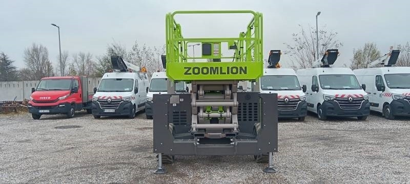 Zoomlion ZS1323RT - 15m, 4x4, diesel - Piattaforma a pantografo: foto 3 Zoomlion ZS1323RT - 15m, 4x4, diesel - Piattaforma a pantografo: foto 3