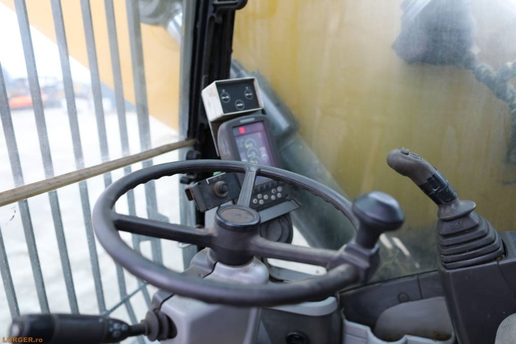 Escavatore per movimentazione CAT M 322 D: foto 10