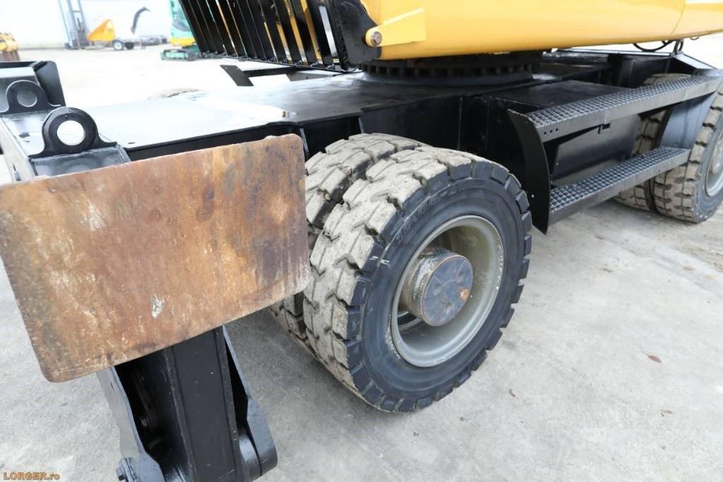 Escavatore per movimentazione CAT M 322 D: foto 19