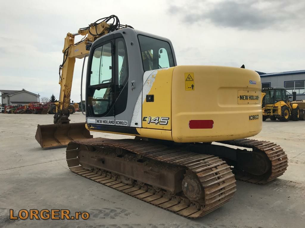 New Holland E 145 - Escavatore cingolato: foto 4 New Holland E 145 - Escavatore cingolato: foto 4