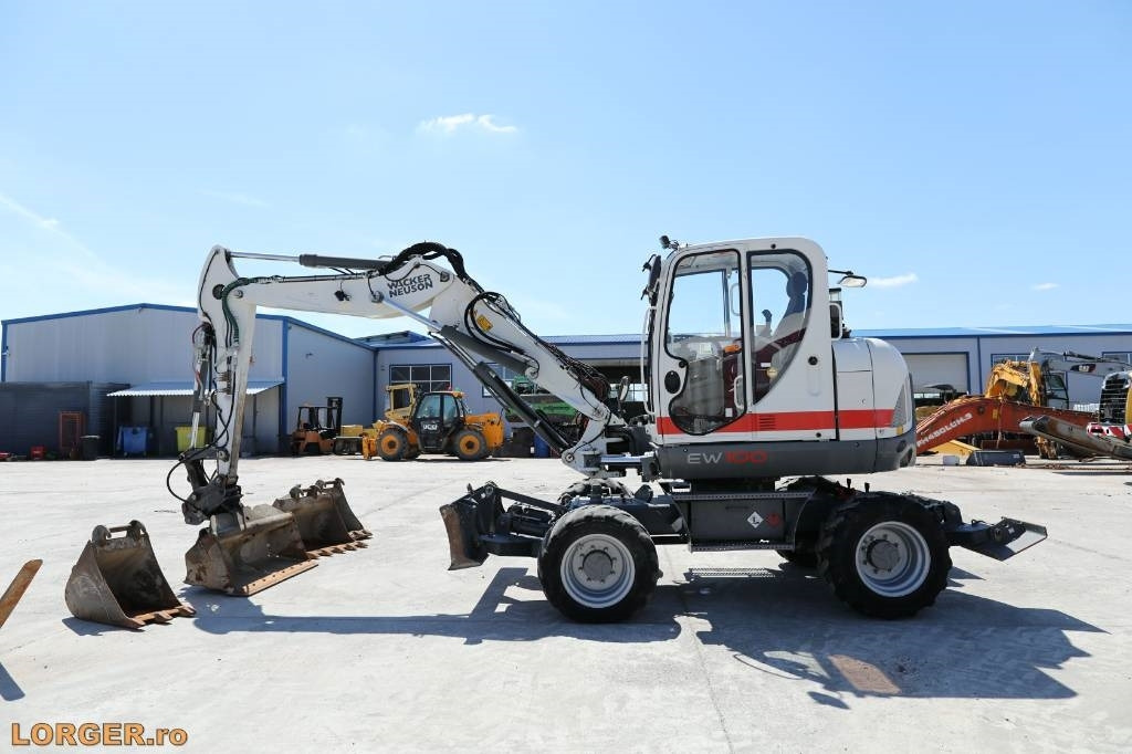 Wacker Neuson EW 100 - Escavatore gommato: foto 1 Wacker Neuson EW 100 - Escavatore gommato: foto 1