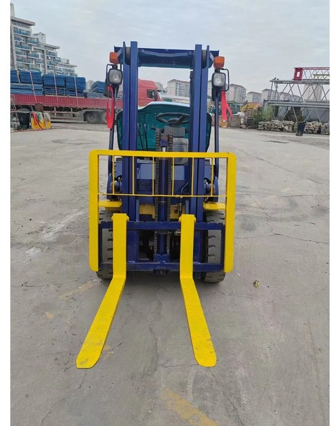 2021 Komatsu FD30-14 - Carrello elevatore: foto 4 2021 Komatsu FD30-14 - Carrello elevatore: foto 4