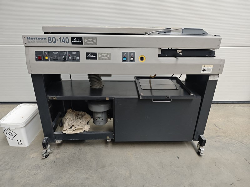 Horizon BQ-140 - Rilegatrice: foto 1 Horizon BQ-140 - Rilegatrice: foto 1