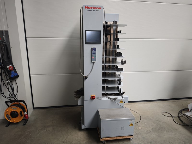 Horizon VAC-100 c | collator | 10 stations | 2008 | 33.2 mio - Macchina da stampa: foto 1 Horizon VAC-100 c | collator | 10 stations | 2008 | 33.2 mio - Macchina da stampa: foto 1