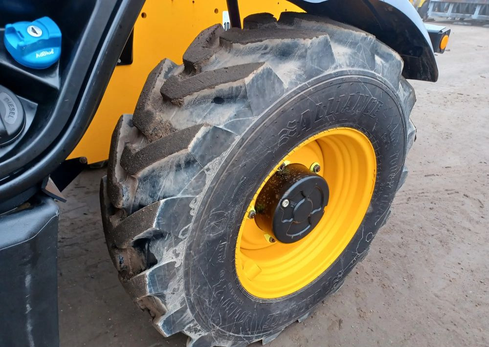 Sollevatore telescopico JCB 540-180: foto 7