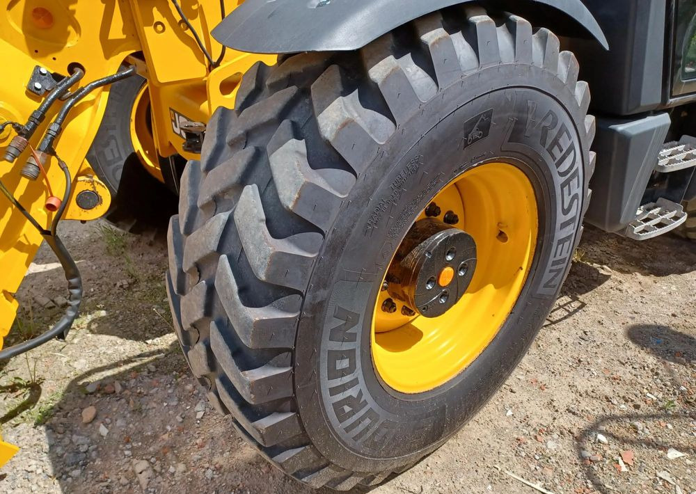 Sollevatore telescopico JCB 560-80 Agri Plus: foto 10
