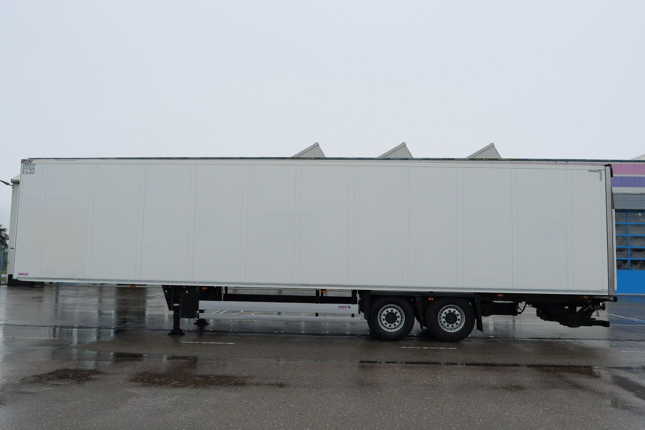 Schmitz Cargobull SKO 18 /LBW BÄR 2500 kg / CARRIER 1550 / LIFT - Semirimorchio frigorifero: foto 5 Schmitz Cargobull SKO 18 /LBW BÄR 2500 kg / CARRIER 1550 / LIFT - Semirimorchio frigorifero: foto 5