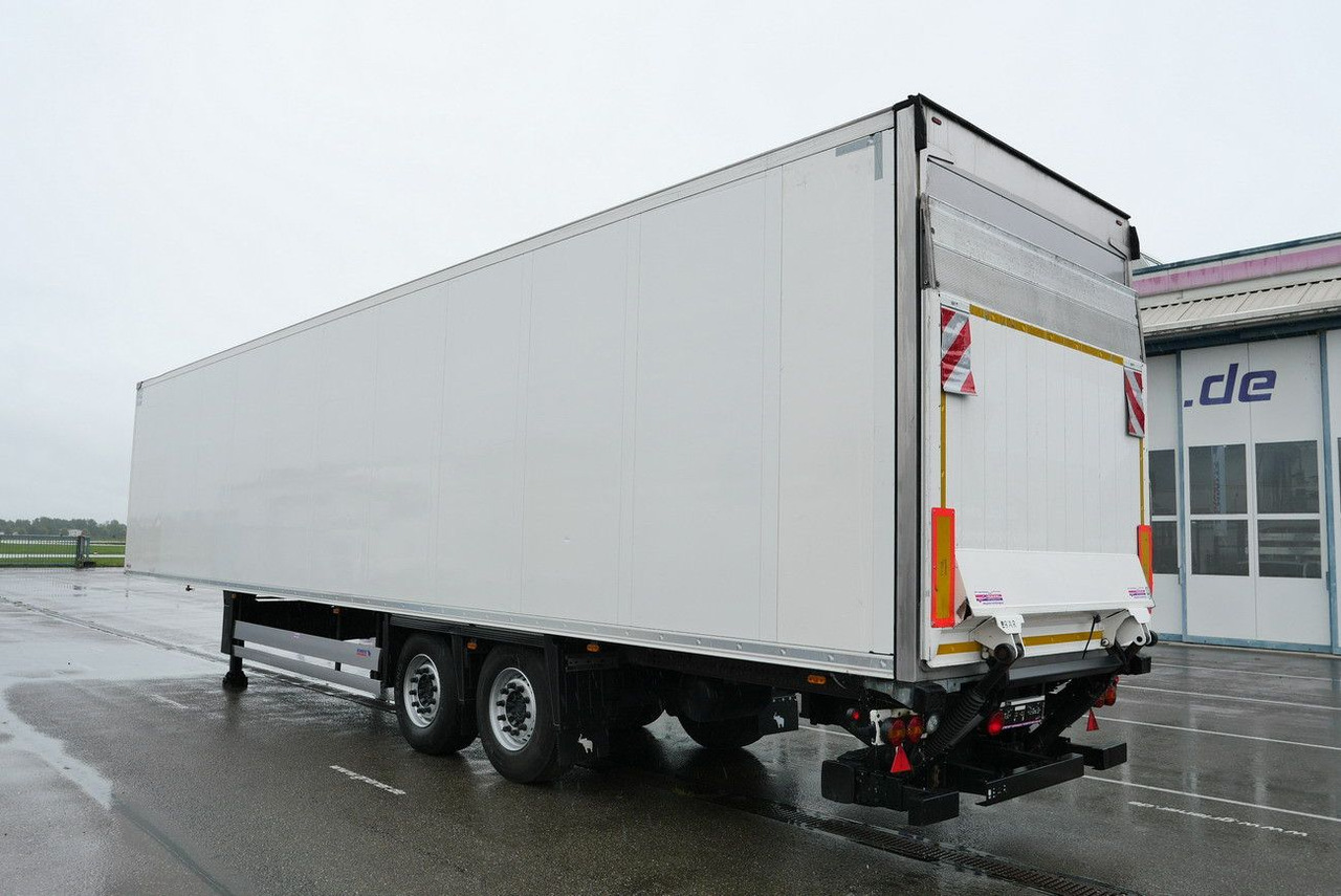 Schmitz Cargobull SKO 18 /LBW BÄR 2500 kg / CARRIER 1550 / LIFT - Semirimorchio frigorifero: foto 1 Schmitz Cargobull SKO 18 /LBW BÄR 2500 kg / CARRIER 1550 / LIFT - Semirimorchio frigorifero: foto 1