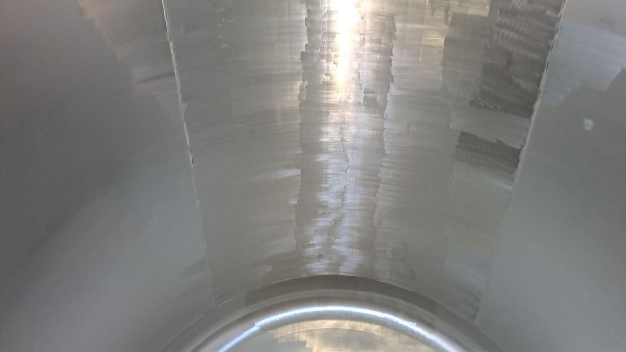 Semirimorchio cisterna 24.000 Liter  V4A  Vollrahmen  2 xLaufsteg: foto 11