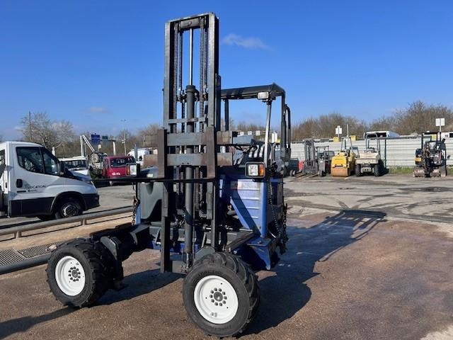 MOFFET M8-25.4 3X3X3 M8-25.4 MULTIDIRECTIONNEL - Carrello elevatore trasportabile: foto 4 MOFFET M8-25.4 3X3X3 M8-25.4 MULTIDIRECTIONNEL - Carrello elevatore trasportabile: foto 4