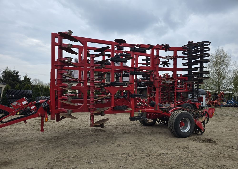 Horsch Tiger 6 MT - Macchina per la lavorazione del terreno: foto 2 Horsch Tiger 6 MT - Macchina per la lavorazione del terreno: foto 2