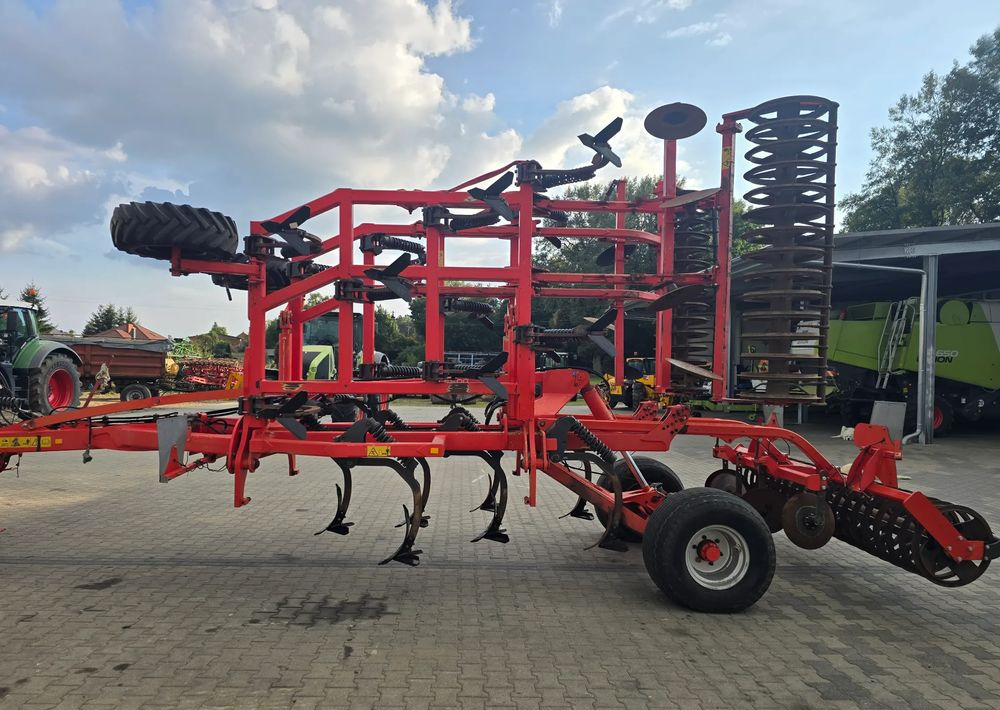 Kuhn Cultimer 6500 - Macchina per la lavorazione del terreno: foto 4 Kuhn Cultimer 6500 - Macchina per la lavorazione del terreno: foto 4