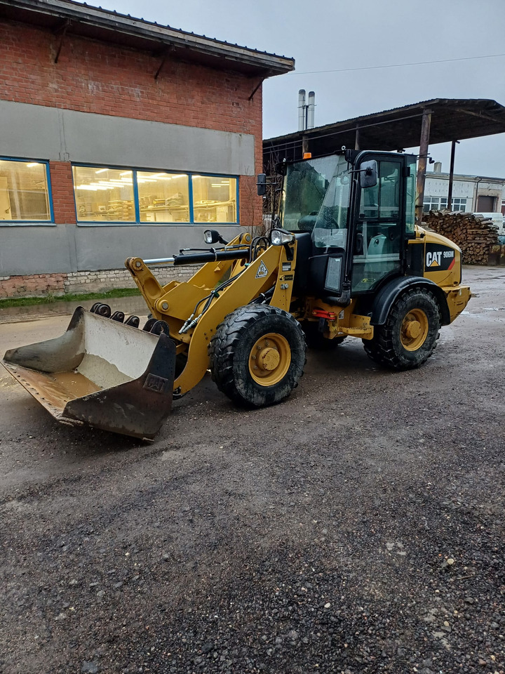 CATERPILLAR 906M - Terna: foto 2 CATERPILLAR 906M - Terna: foto 2