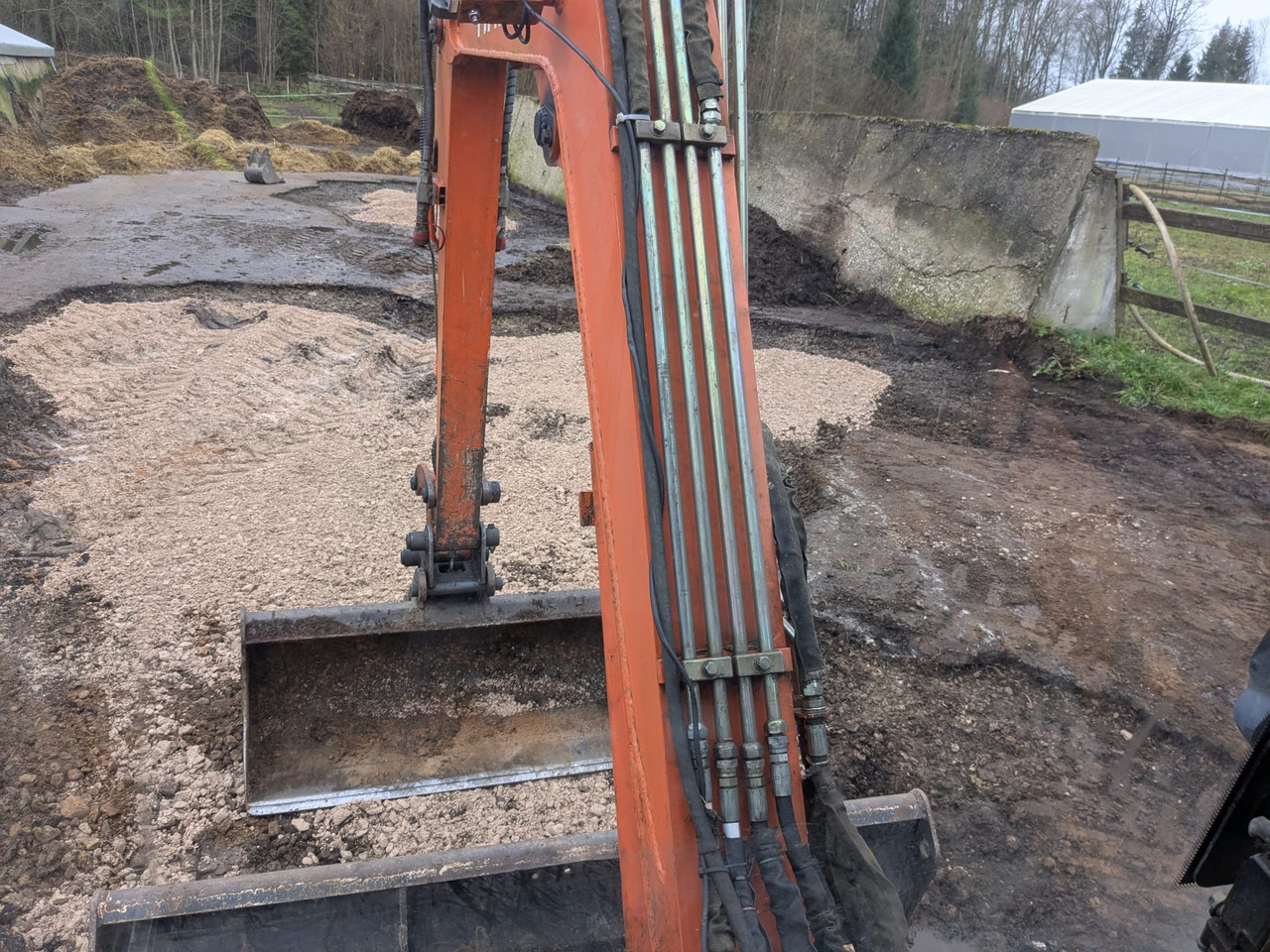 Miniescavatore HITACHI ZX25 CLR: foto 7 Miniescavatore HITACHI ZX25 CLR: foto 7