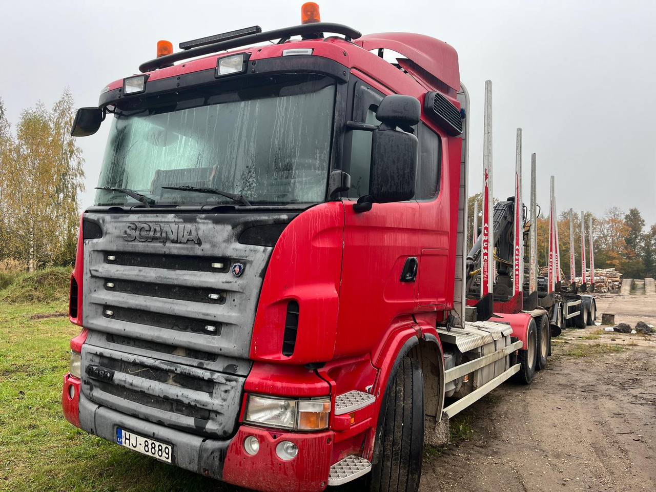 SCANIA R480 - Camion trasporto legname, Camion con gru: foto 1 SCANIA R480 - Camion trasporto legname, Camion con gru: foto 1