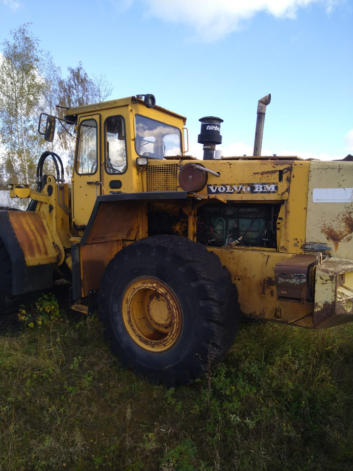 VOLVO L120 - Pala gommata: foto 1 VOLVO L120 - Pala gommata: foto 1