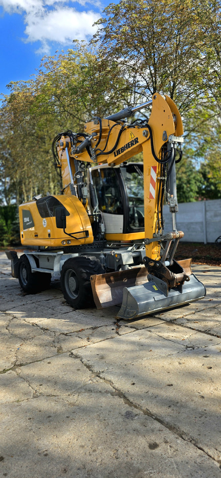 Liebherr A 914 COMPACT - Escavatore gommato: foto 1 Liebherr A 914 COMPACT - Escavatore gommato: foto 1